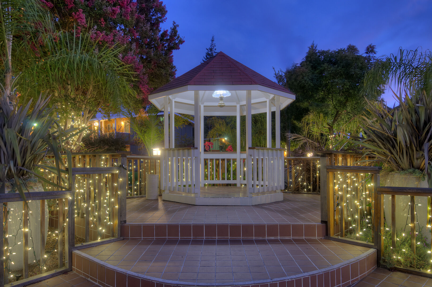 Dinah'S Garden Hotel Palo Alto Ngoại thất bức ảnh
